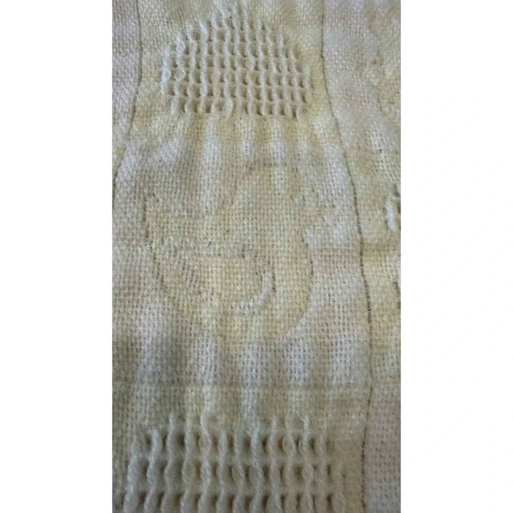 Vintage Baby Blanket 100% Acrylic Textured Fringed Ducks Bears Hearts Yellow